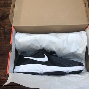 Nike Revolution 4 size 14 shoes.  Wide 4E